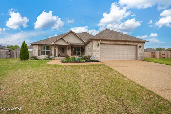 $339,900 | 86 White Birch Drive, Jackson, TN 38305