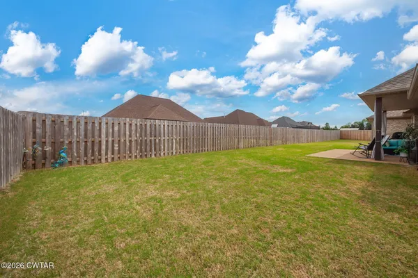 $339,900 | 86 White Birch Drive, Jackson, TN 38305