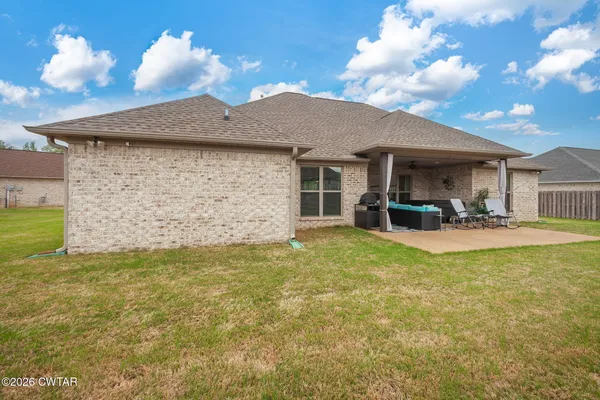 $339,900 | 86 White Birch Drive, Jackson, TN 38305