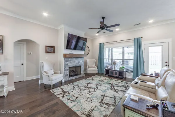 $339,900 | 86 White Birch Drive, Jackson, TN 38305