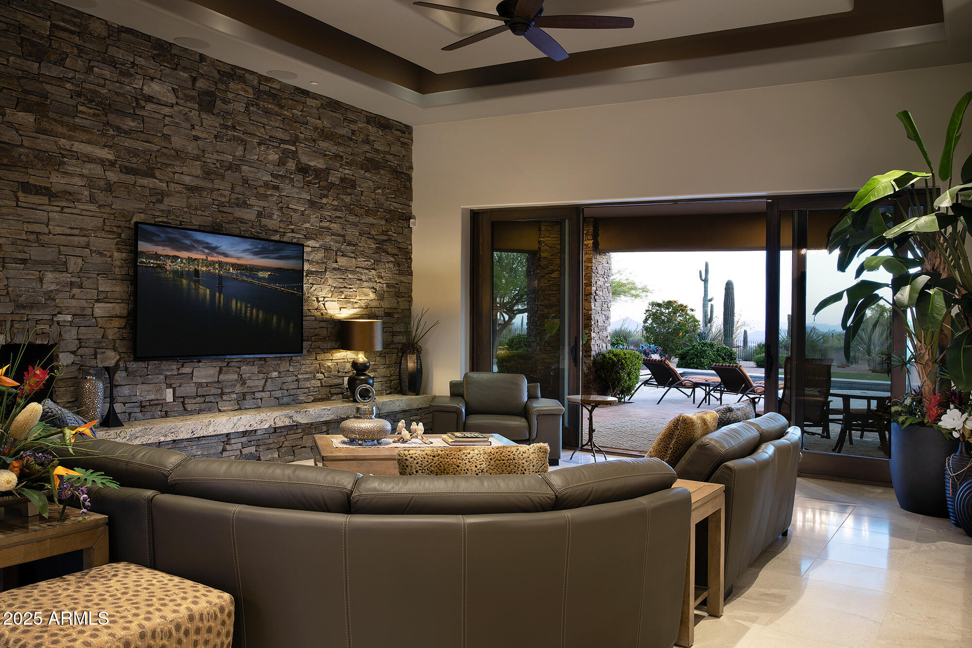 10205 East Happy Valley Road Scottsdale, AZ 85255 - Photo 5 of 60 25-0014(DOM)297