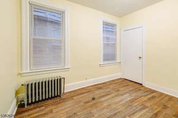 $2,300 | 178 North 16th Street, Unit 1, East Orange, NJ 07017