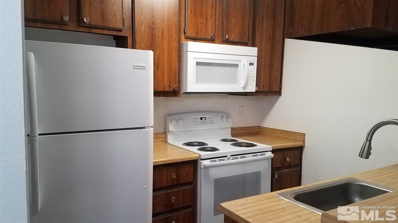 4613 Reggie Road Reno, NV 89502 - Photo 6 of 20 Photo 6