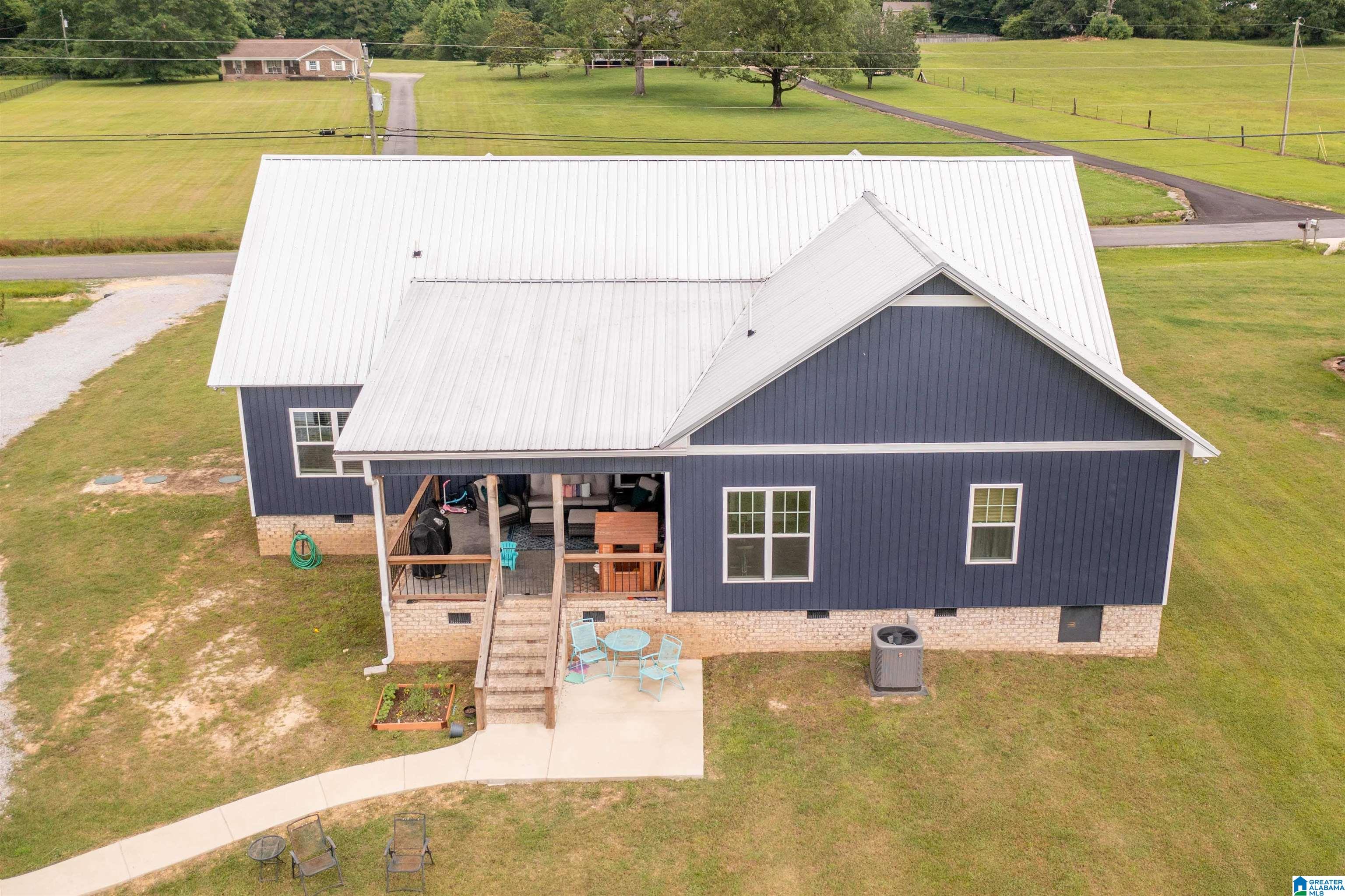 2948 South Valley Road Gadsden, AL 35907 - Photo 3 of 26