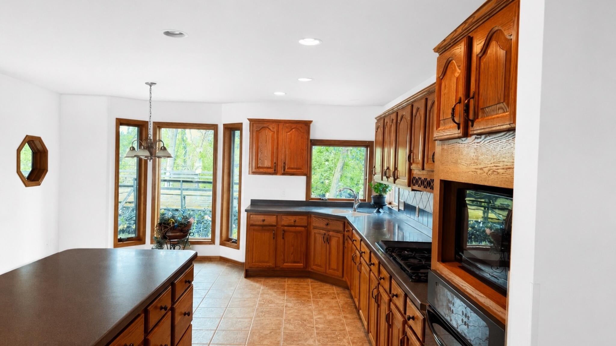 W9863 Dunn Road Fox Lake, WI 53933 - Photo 6 of 33 Kitchen