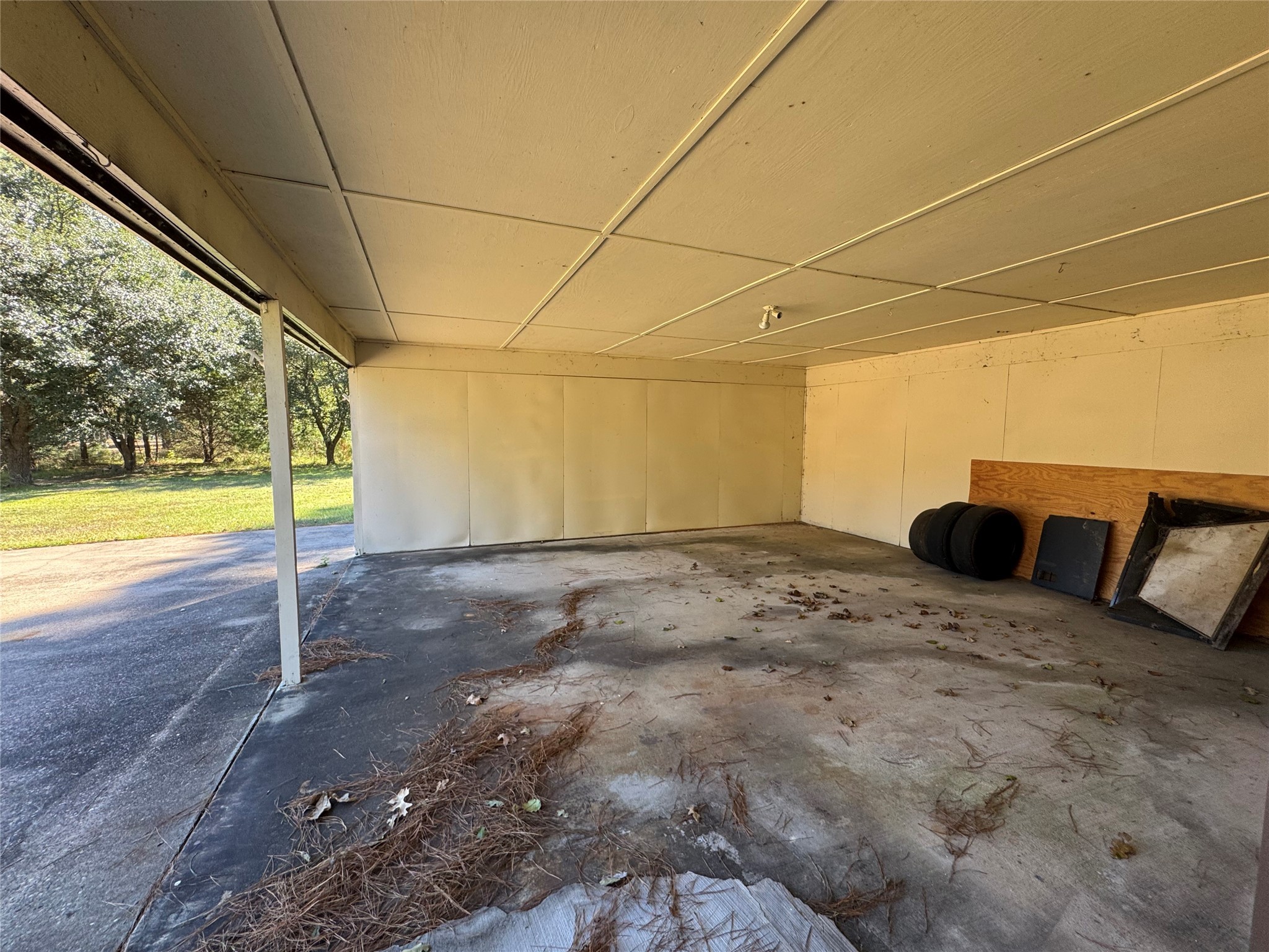 150 Schooner Drive Trinity, TX 75862 - Photo 36 of 49 a view of a room with wooden floor