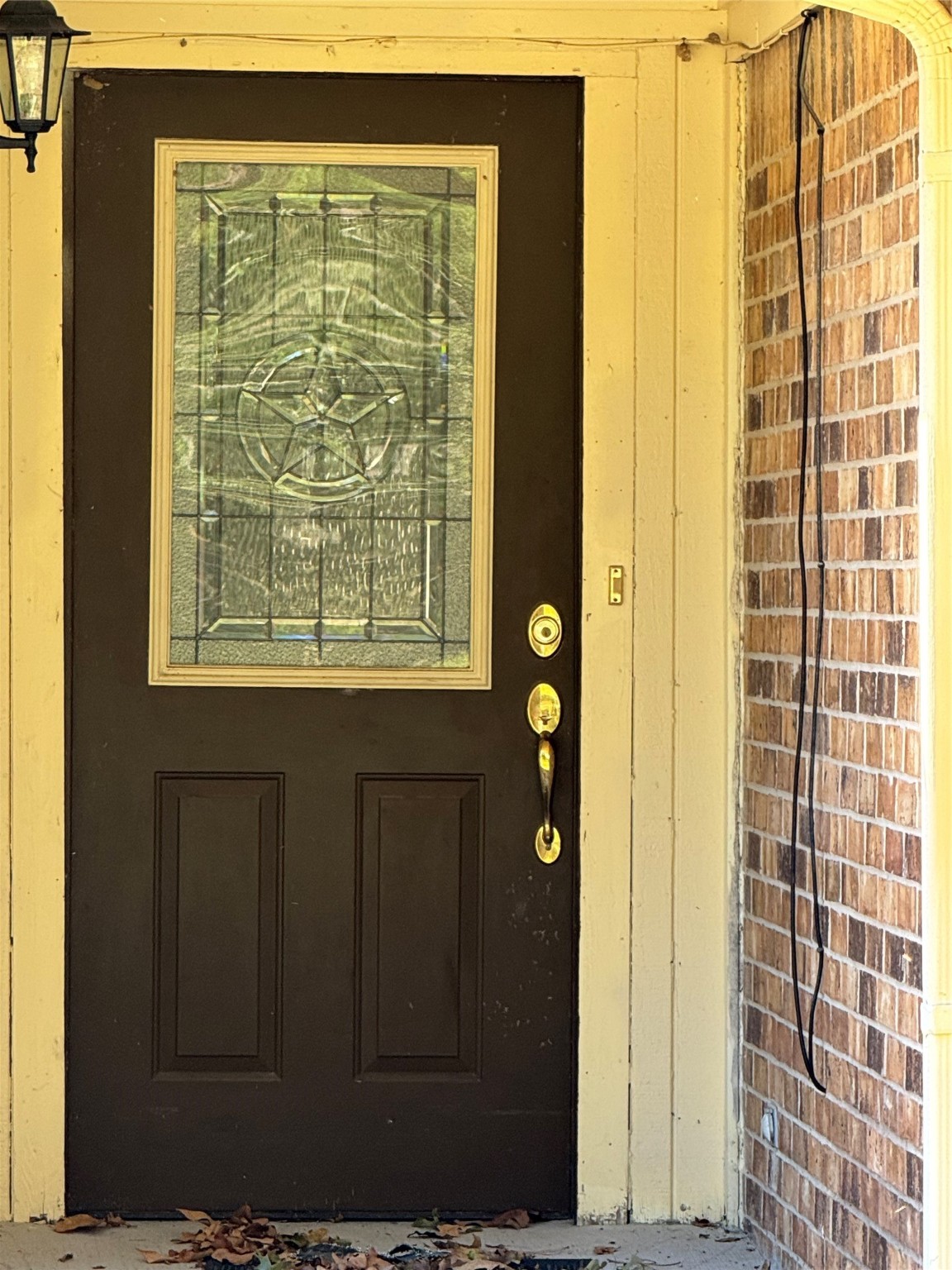 150 Schooner Drive Trinity, TX 75862 - Photo 10 of 49 a view of a bathroom with windows