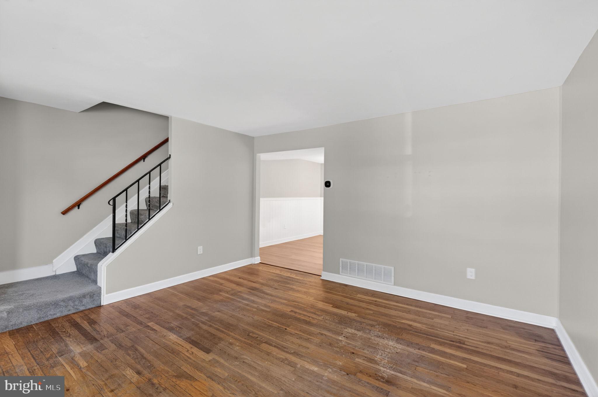647 Charraway Road Baltimore, MD 21229 - Photo 20 of 45
