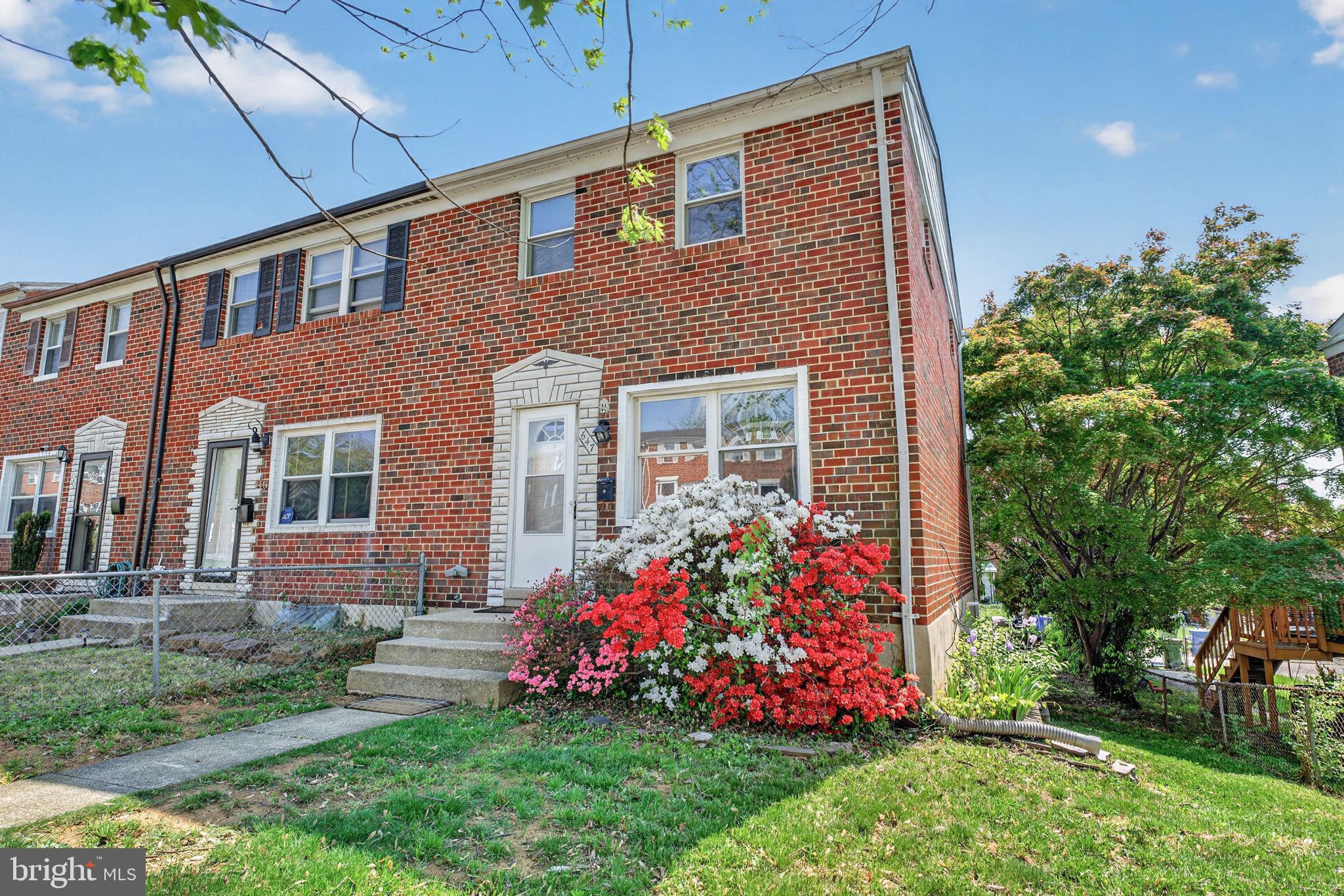 647 Charraway Road Baltimore, MD 21229 - Photo 2 of 45
