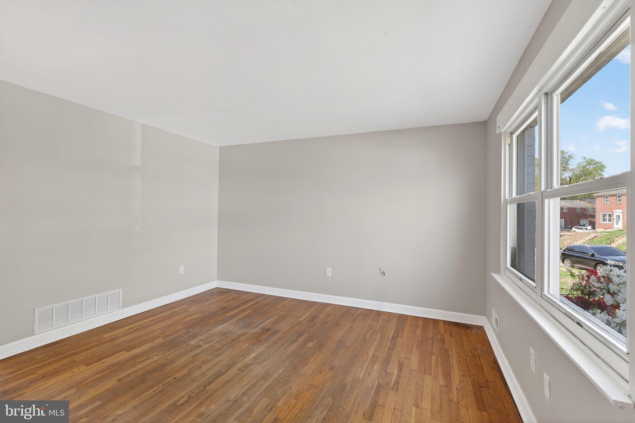 647 Charraway Road Baltimore, MD 21229 - Photo 21 of 45