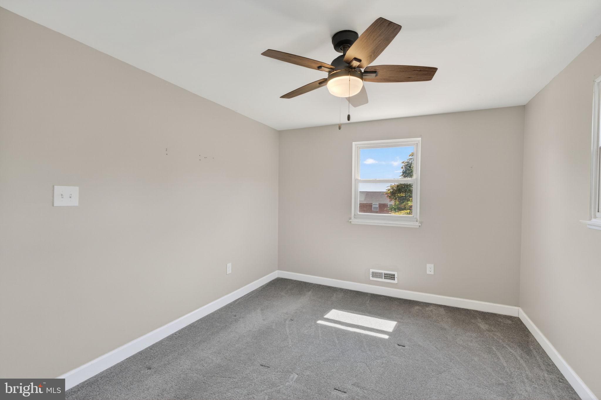 647 Charraway Road Baltimore, MD 21229 - Photo 27 of 45