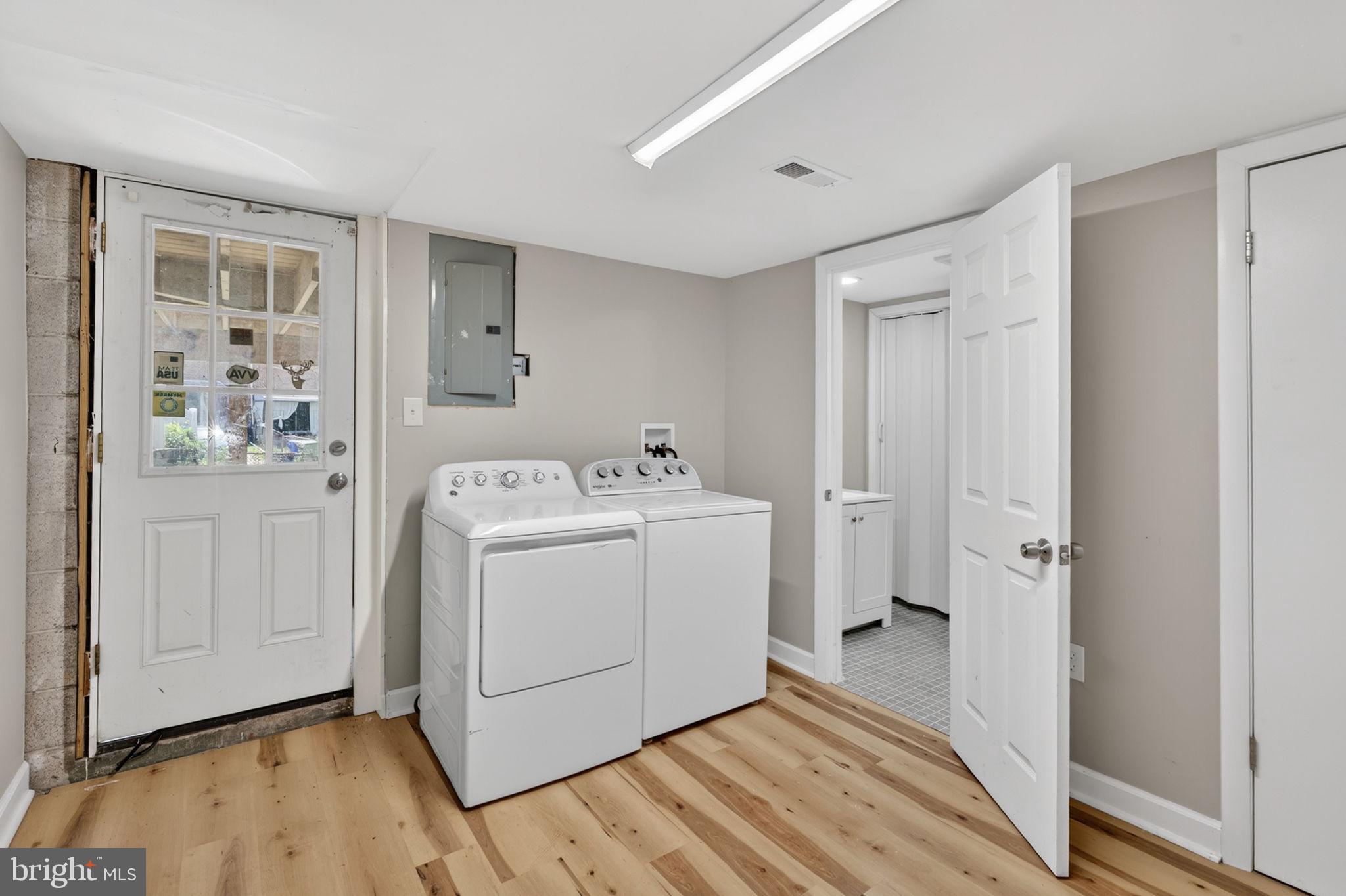 647 Charraway Road Baltimore, MD 21229 - Photo 35 of 45