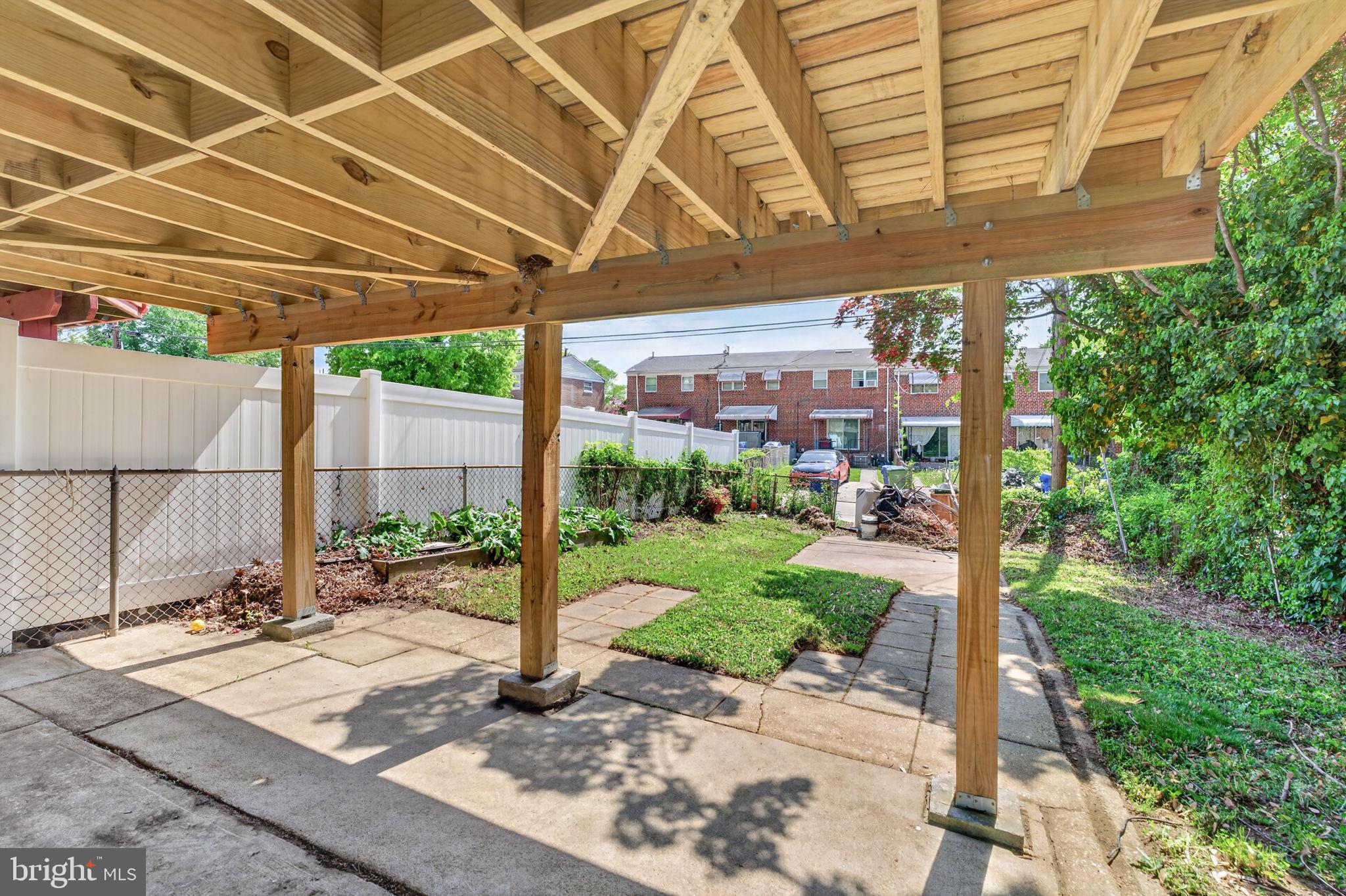647 Charraway Road Baltimore, MD 21229 - Photo 41 of 45