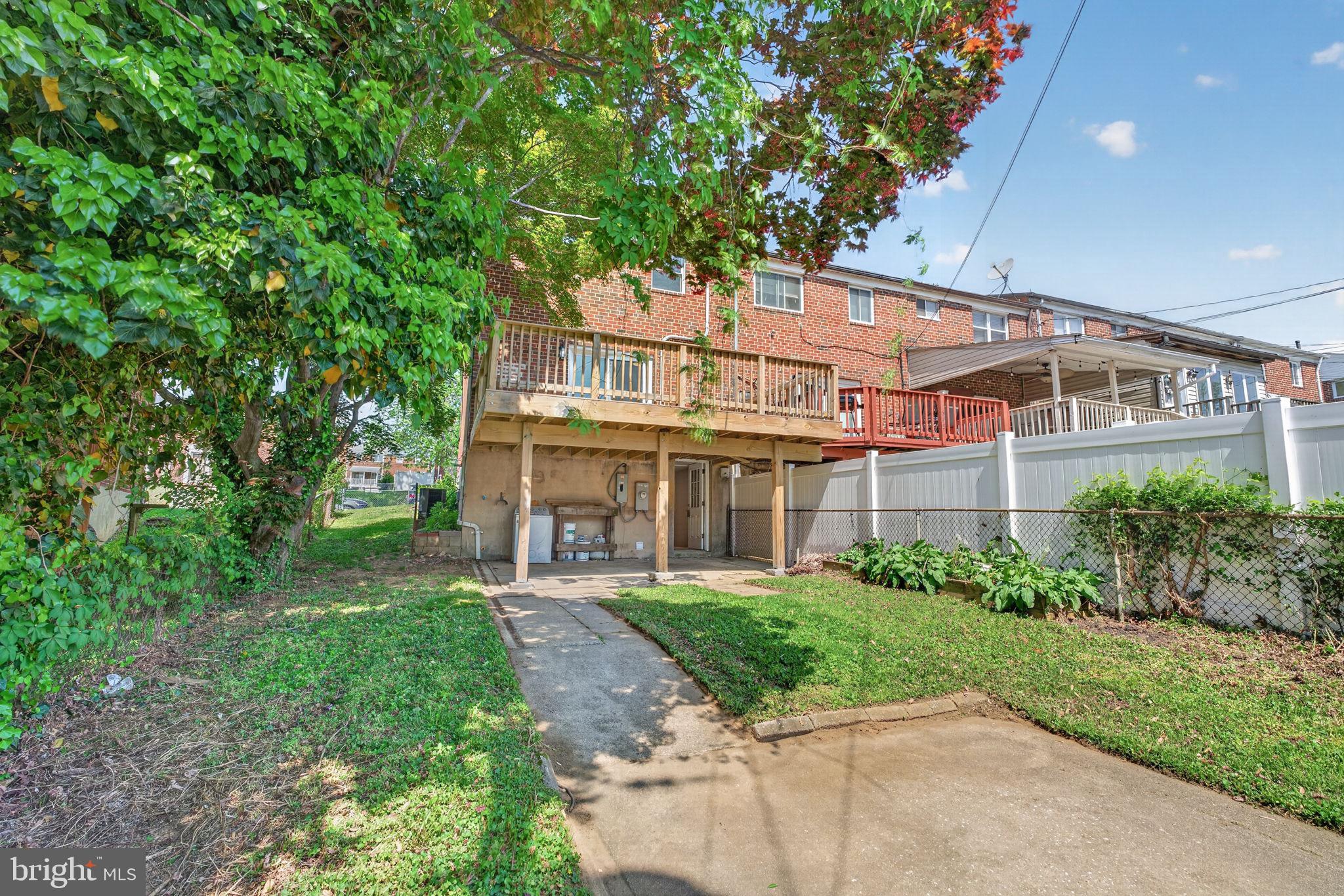 647 Charraway Road Baltimore, MD 21229 - Photo 43 of 45