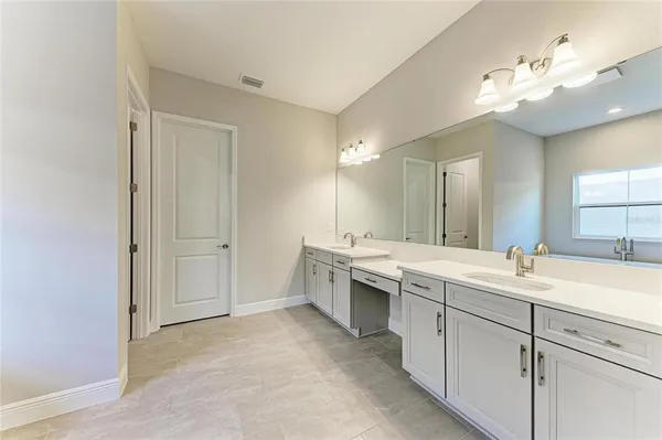 $919,990 | 4630 Cedar Fog Court, Valrico, FL 33596