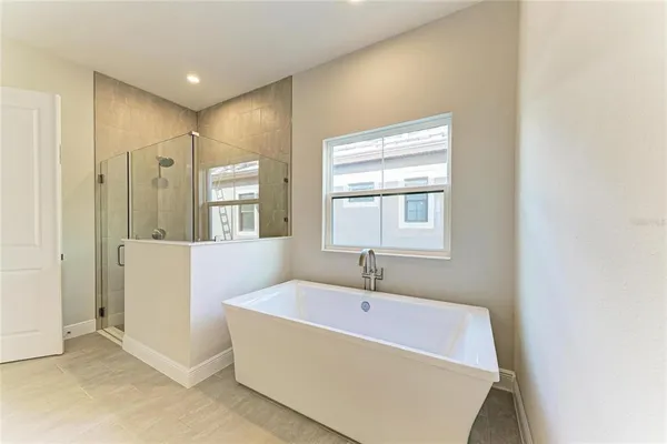 $919,990 | 4630 Cedar Fog Court, Valrico, FL 33596