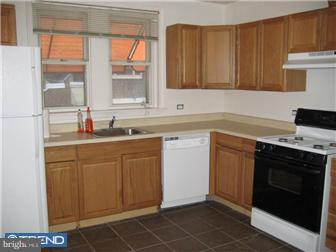 5718 Nassau Road Philadelphia, PA 19131 - Photo 4 of 6 Kitchen