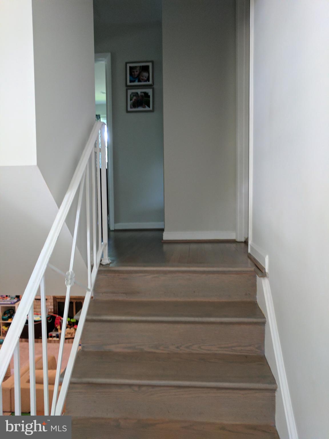 8207 Old Oaks Drive Springfield, VA 22152 - Photo 8 of 21 a view of entryway
