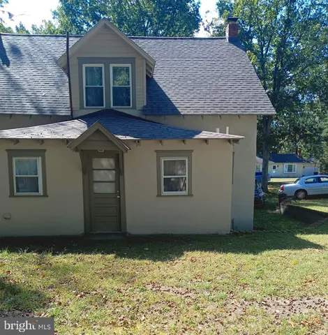 $1,350 | 11 West Cloverdale Avenue, Unit A, Pine Hill, NJ 08021