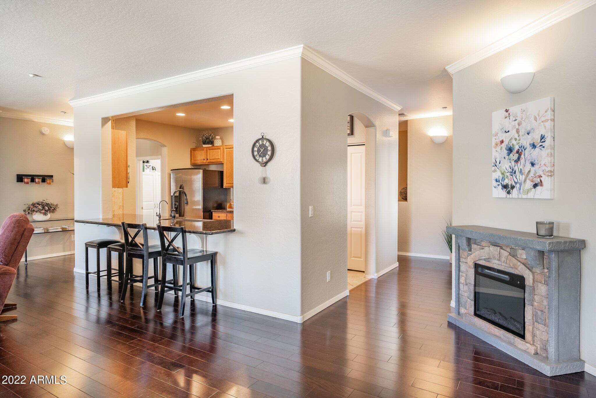 955 East Knox Road, Unit 237 Chandler, AZ 85225 - Photo 7 of 15 16-web-or-mls-DSC06152