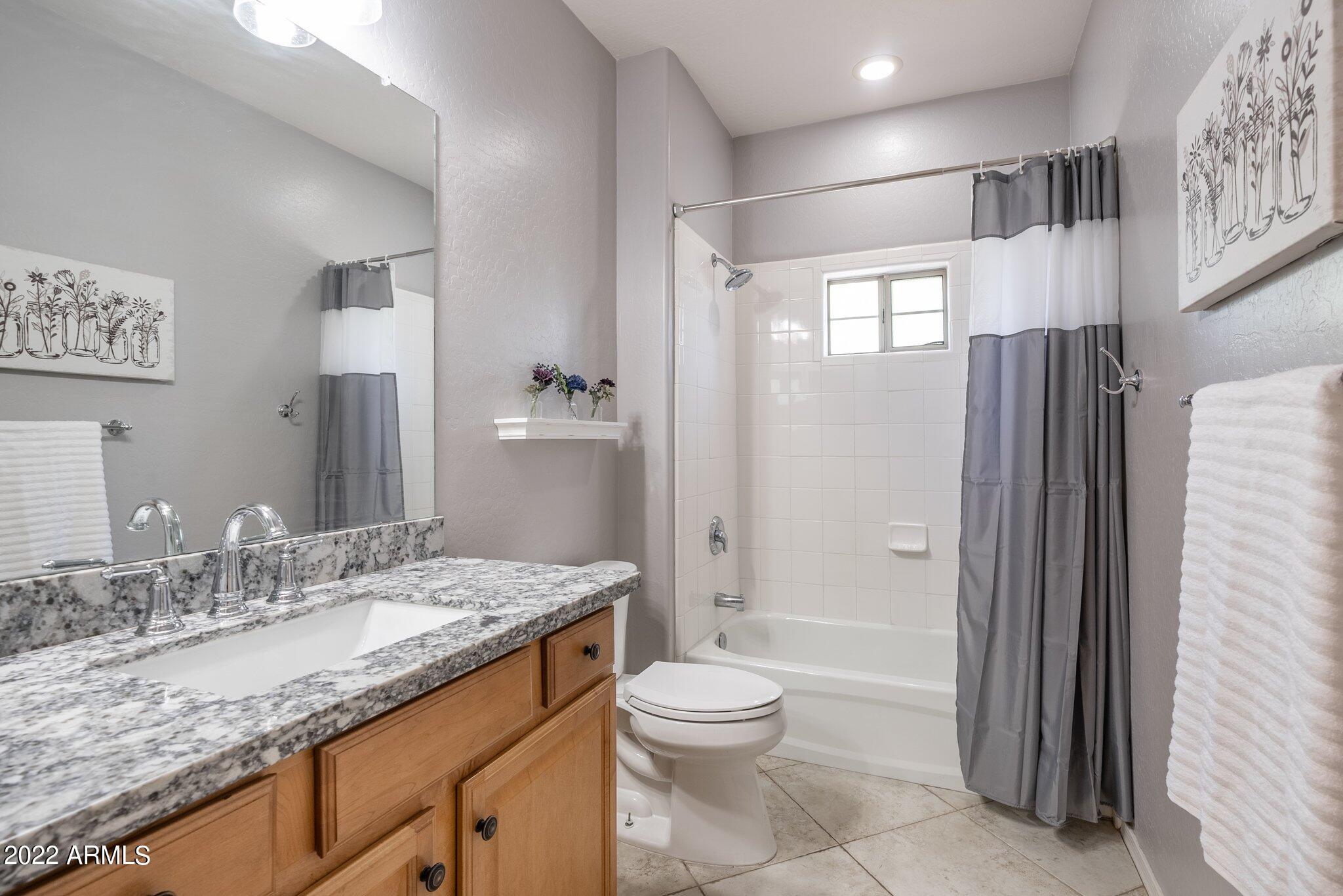 955 East Knox Road, Unit 237 Chandler, AZ 85225 - Photo 10 of 15 10-web-or-mls-DSC06142