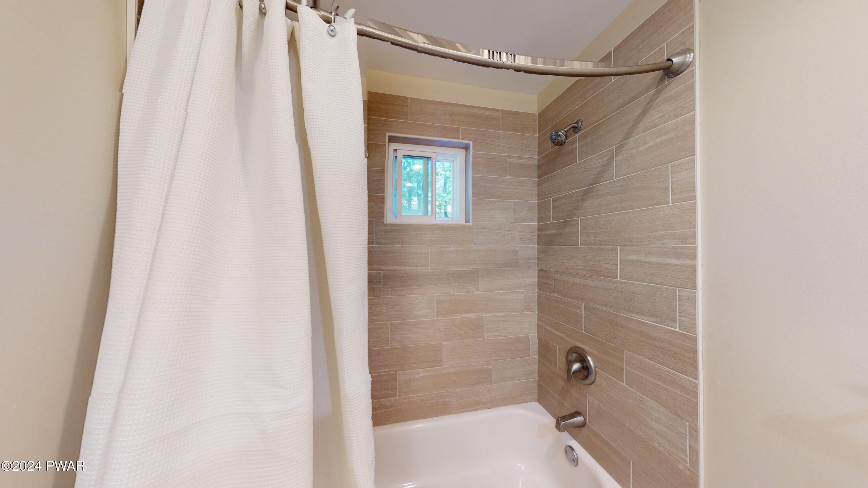 104 Woodland Road Milford, PA 18337 - Photo 28 of 38