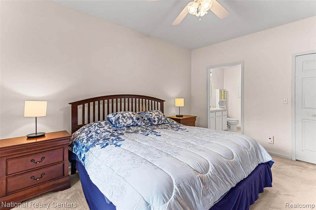 1637 Deepwood Circle Rochester, MI 48307 - Photo 18 of 34