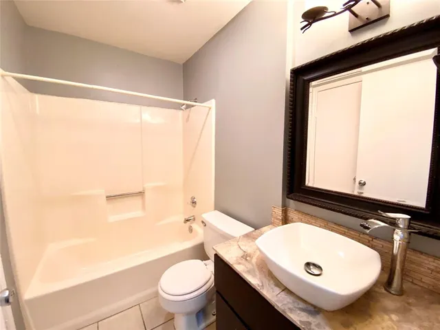 $1,450 | 5901 Lake Hubbard Parkway, Unit 168C, Garland, TX 75043