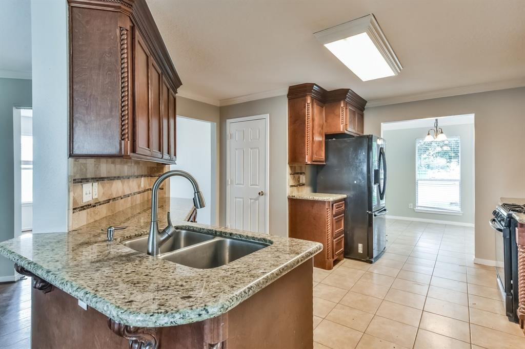 9845 Youpon Ridge Way Conroe, TX 77385 - Photo 5 of 28
