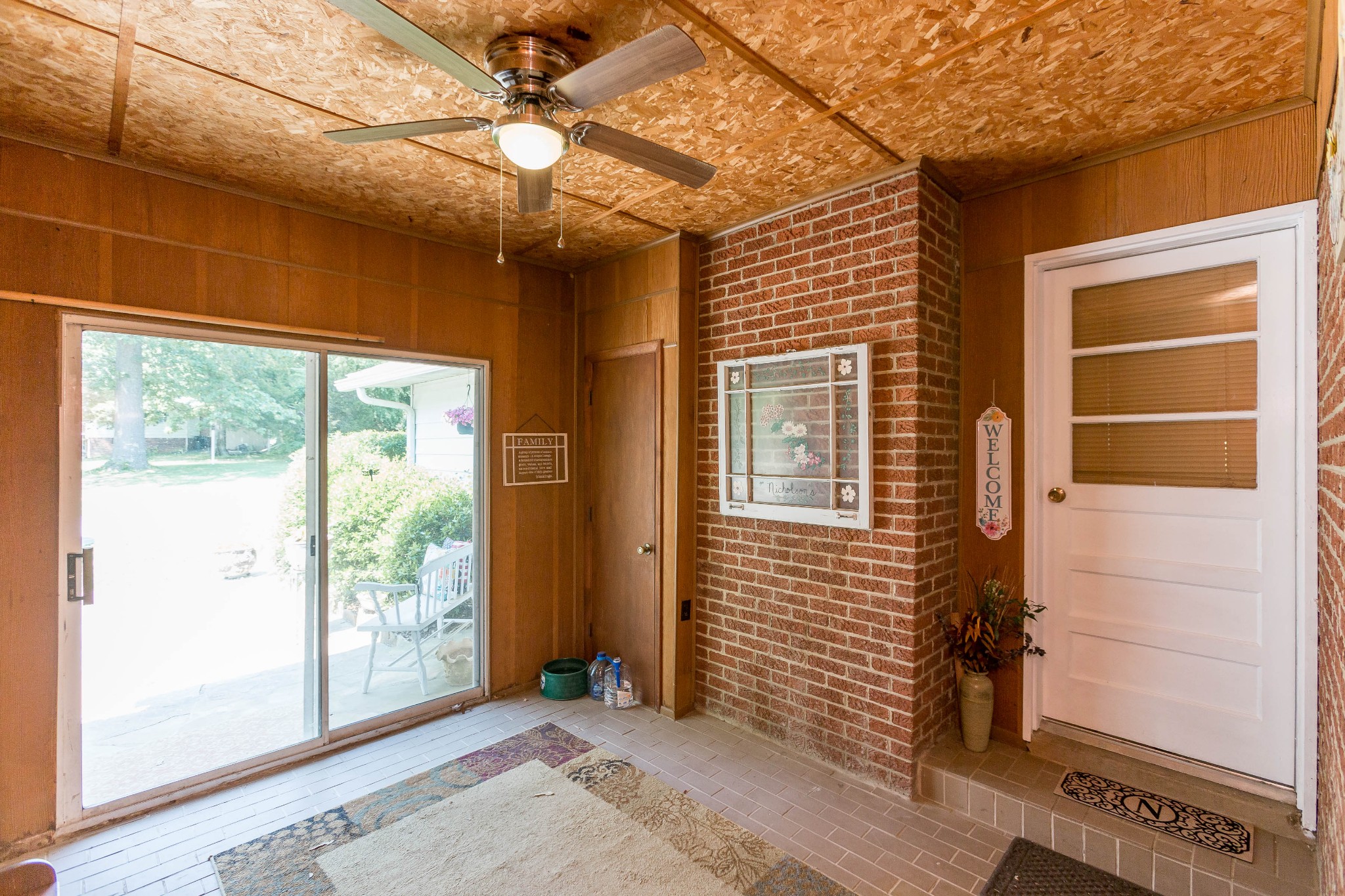 5101 New Chapel Road Springfield, TN 37172 - Photo 31 of 41 a view of an entryway of the house
