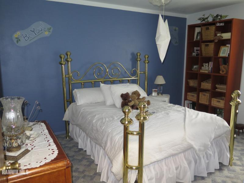 2113 Bedford Road Freeport, IL 61032 - Photo 13 of 24 Gallery Image 13