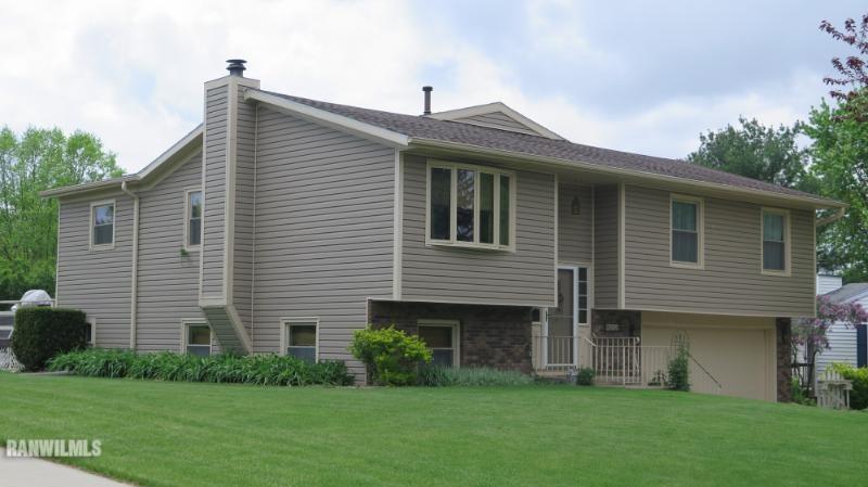 2113 Bedford Road Freeport, IL 61032 - Photo 20 of 24 Gallery Image 20