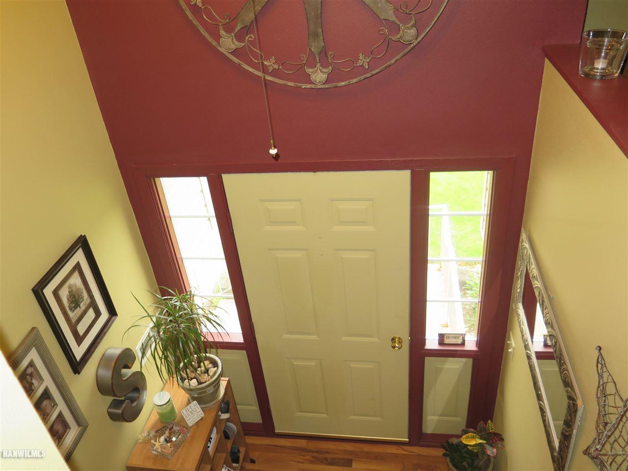 2113 Bedford Road Freeport, IL 61032 - Photo 2 of 24 Gallery Image 2