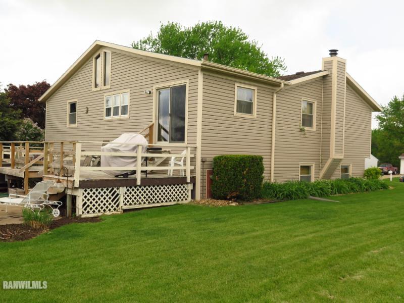 2113 Bedford Road Freeport, IL 61032 - Photo 21 of 24 Gallery Image 21