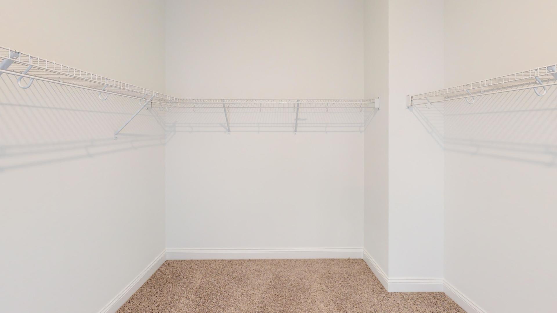 138 Trumpet Vine Circle Elgin, IL 60124 - Photo 36 of 46 a view of small space