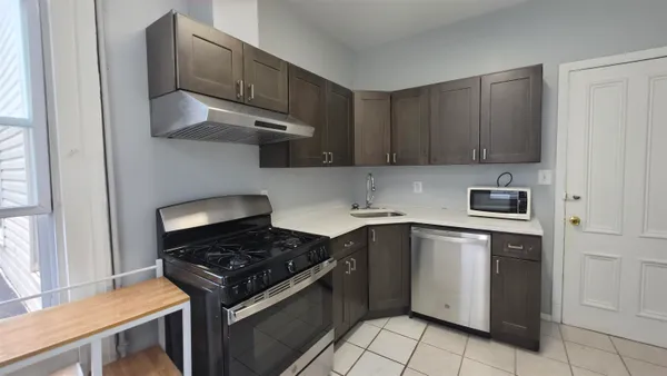 $2,200 | 23 Sherman Place, Unit 2, Jersey City, NJ 07307