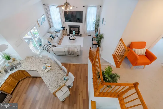 $615,000 | 6197 Oaklawn Lane, Woodbridge, VA 22193