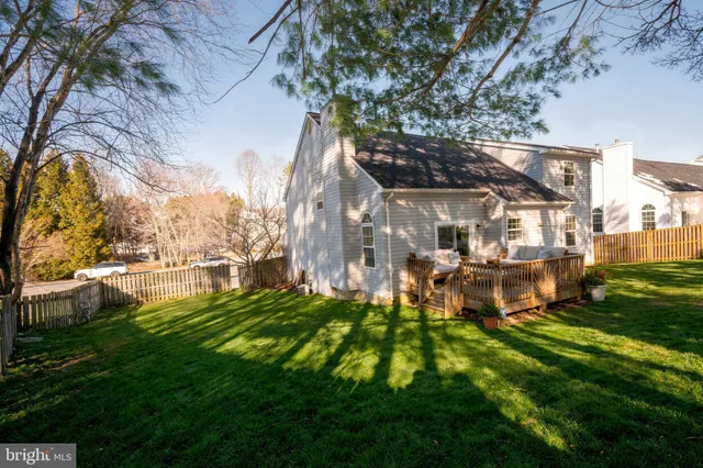 $615,000 | 6197 Oaklawn Lane, Woodbridge, VA 22193