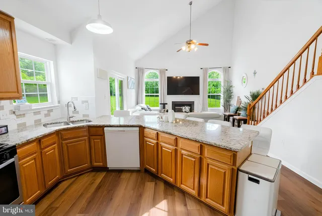 $615,000 | 6197 Oaklawn Lane, Woodbridge, VA 22193