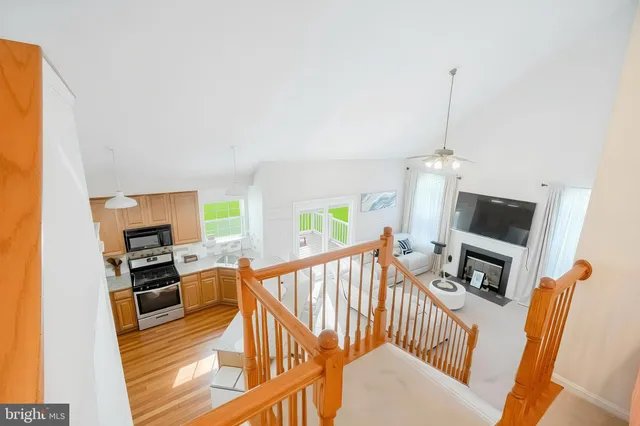 $615,000 | 6197 Oaklawn Lane, Woodbridge, VA 22193