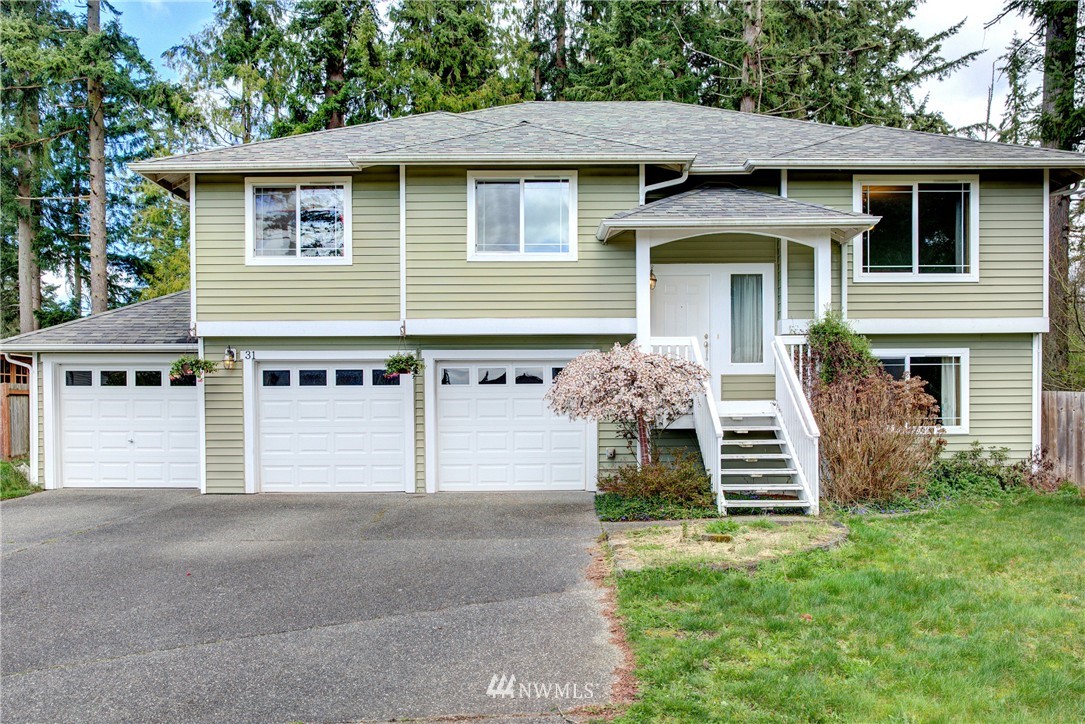 31 South Bellflower Road Bothell, WA 98012 - Photo 1 of 25