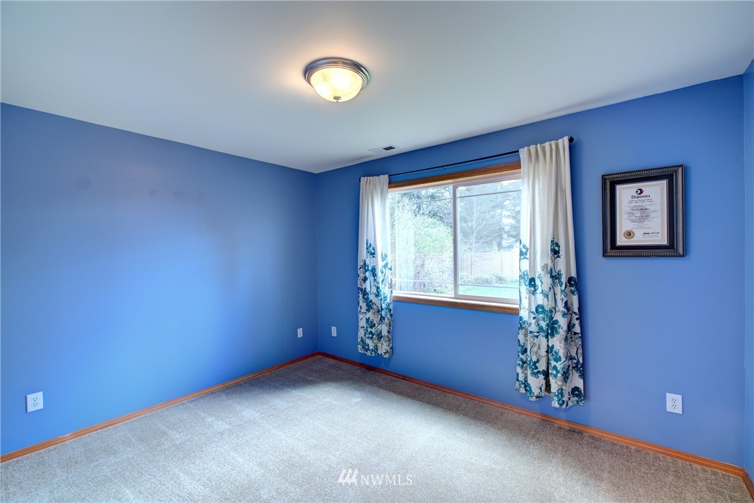 31 South Bellflower Road Bothell, WA 98012 - Photo 19 of 25