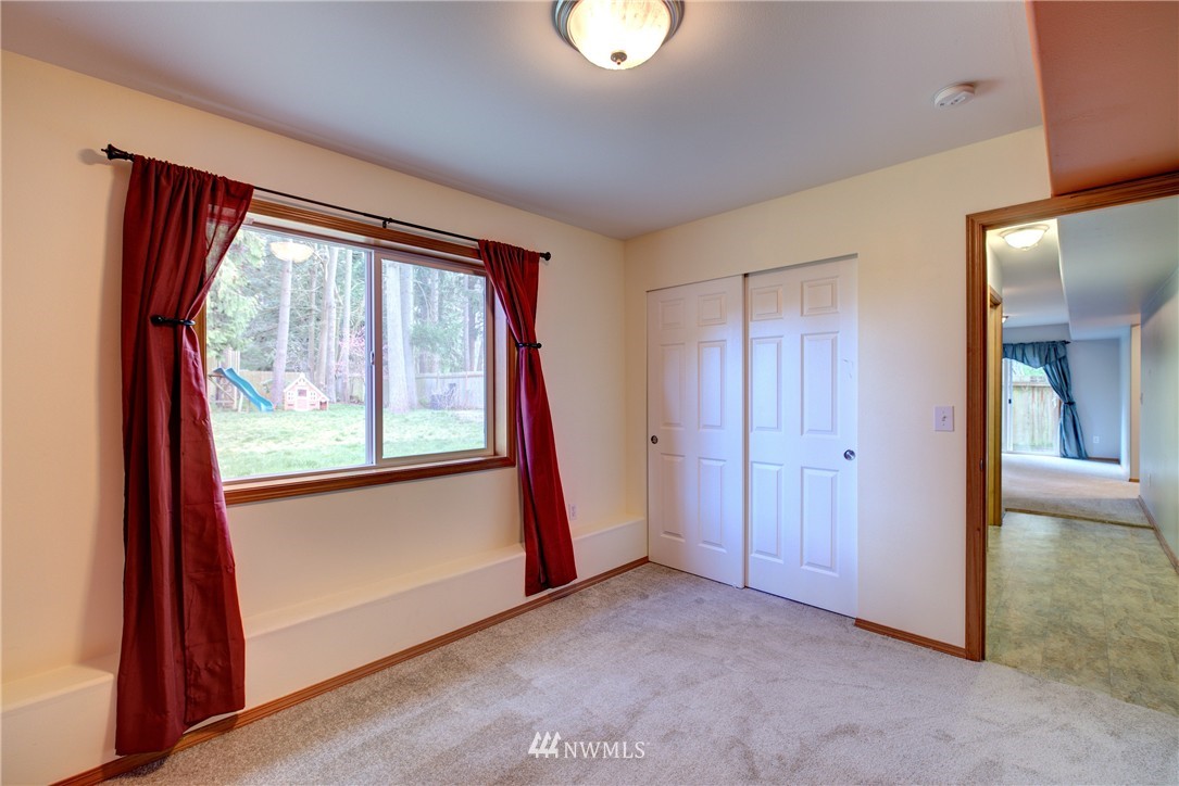 31 South Bellflower Road Bothell, WA 98012 - Photo 22 of 25