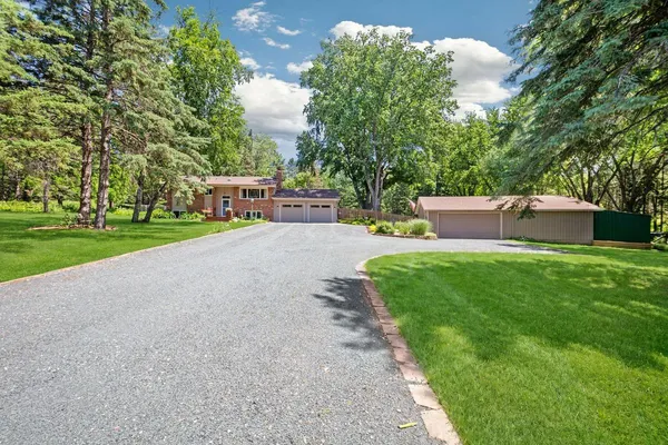 $549,500 | 1845 Hillside Court North, Stillwater, MN 55082