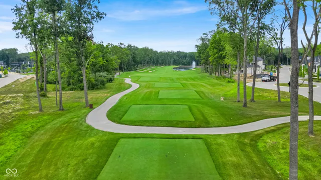 $650,000 | 3780 Holliday Farms Boulevard, Zionsville, IN 46077