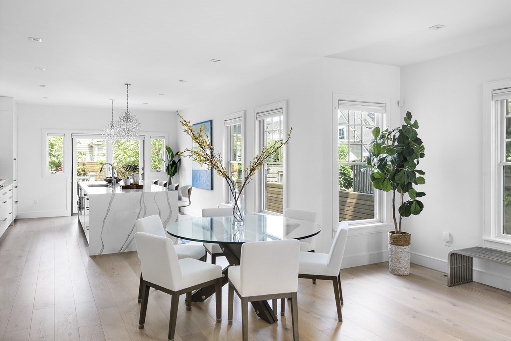 19 Rockingham Street, Unit 19 Cambridge, MA 02139 - Photo 8 of 33