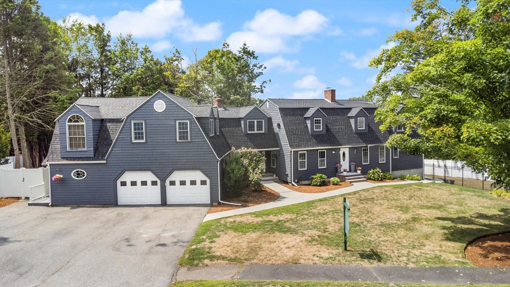 5 James Road Reading, MA 01867 - Photo 3 of 42 Gallery Image 3