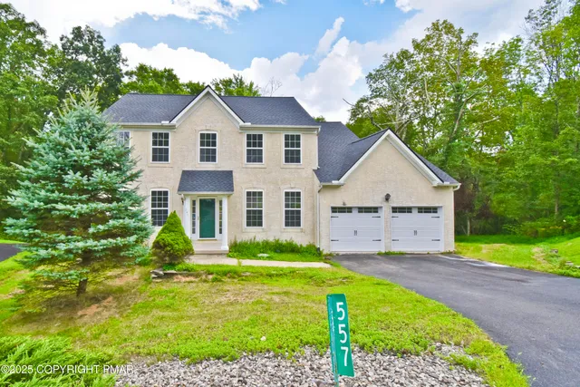 $550,000 | 557 Marco Way, East Stroudsburg, PA 18302