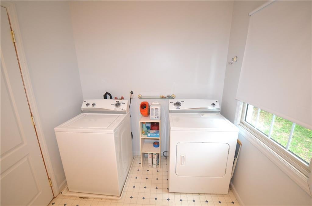 158 Seavey Road Pittsburgh, PA 15223 - Photo 15 of 24 Gallery Image 15