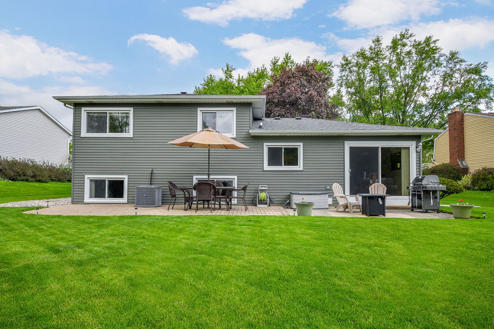 1174 Kent Court Wheaton, IL 60189 - Photo 17 of 18